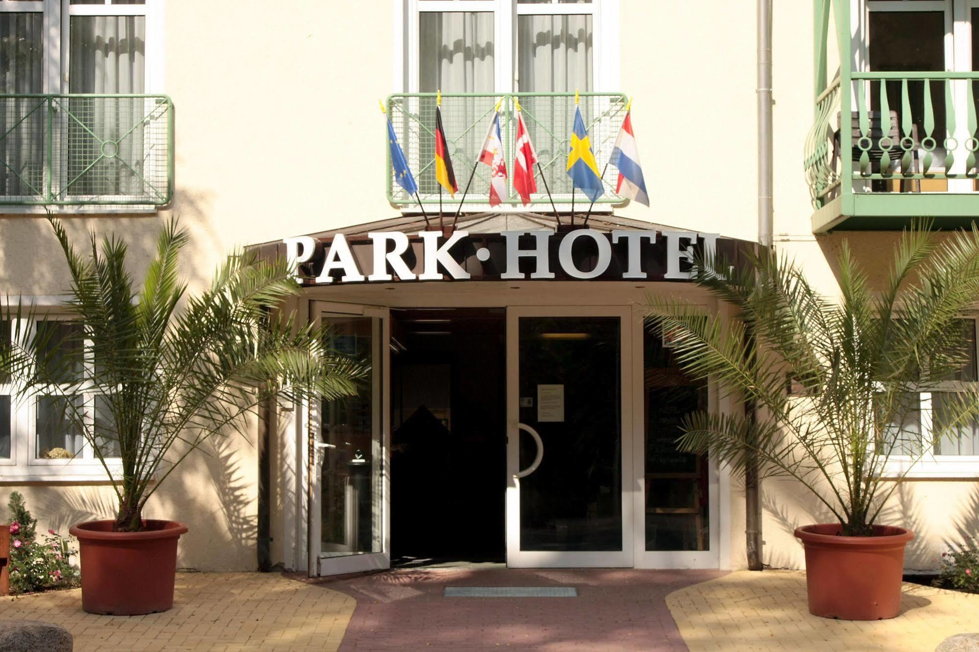 Park Hotel Sellin Exterior foto