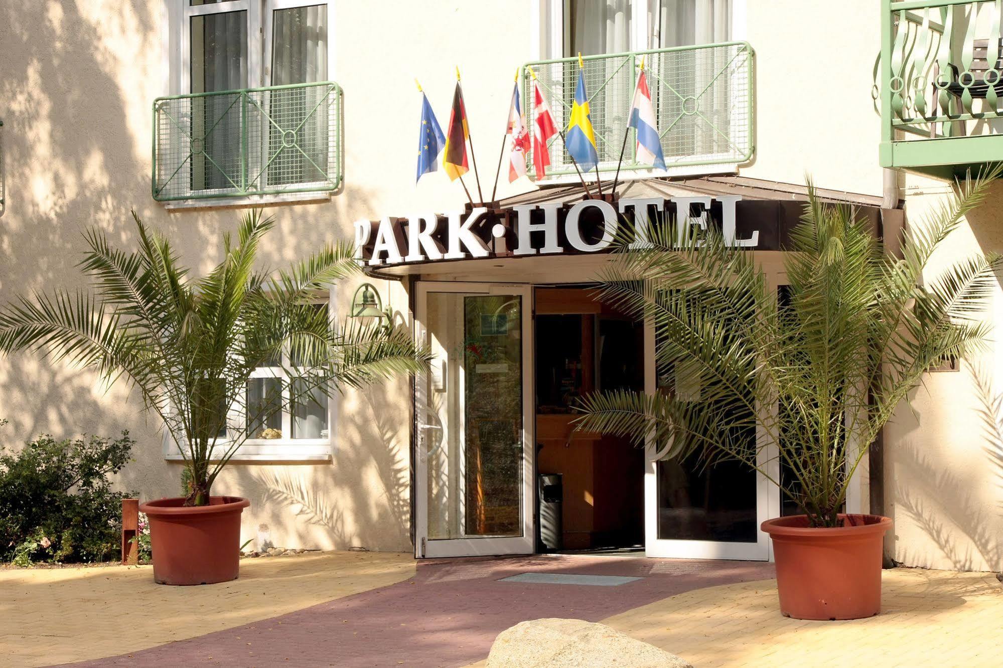 Park Hotel Sellin Exterior foto